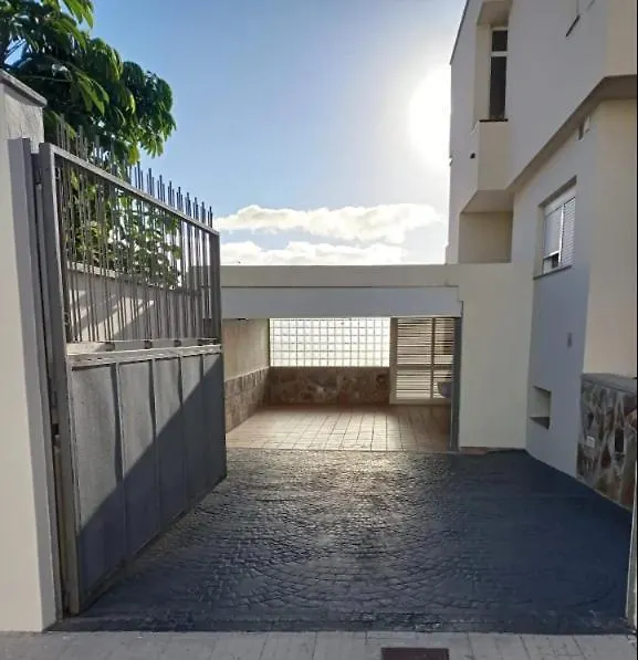 Enjoying Tenerife - Full Appt For 6 Pax Candelaria Lägenhet